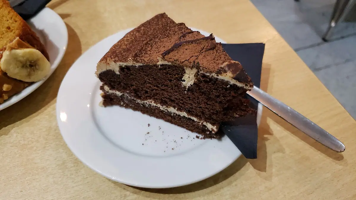 The Cornish Bakery – vegan bakery in Swanage town centre